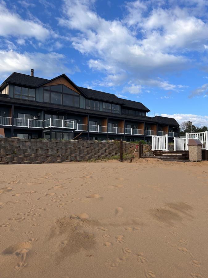 The Beach Haus - Traverse City Buitenkant foto
